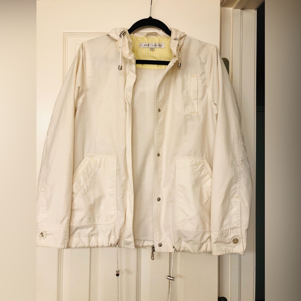 Larry Levine ladies Size Small waterproof windbreaker Full Zip Hooded Jacket